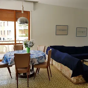 Appartement San Lorenzo Grande Italie
